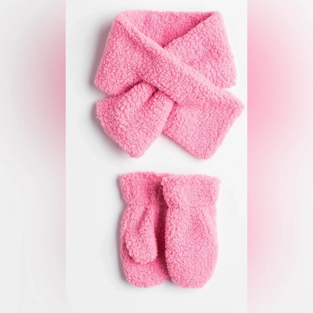 H&M Pink Fleece Mittens and Scarf Set Pink - Kids | H&M